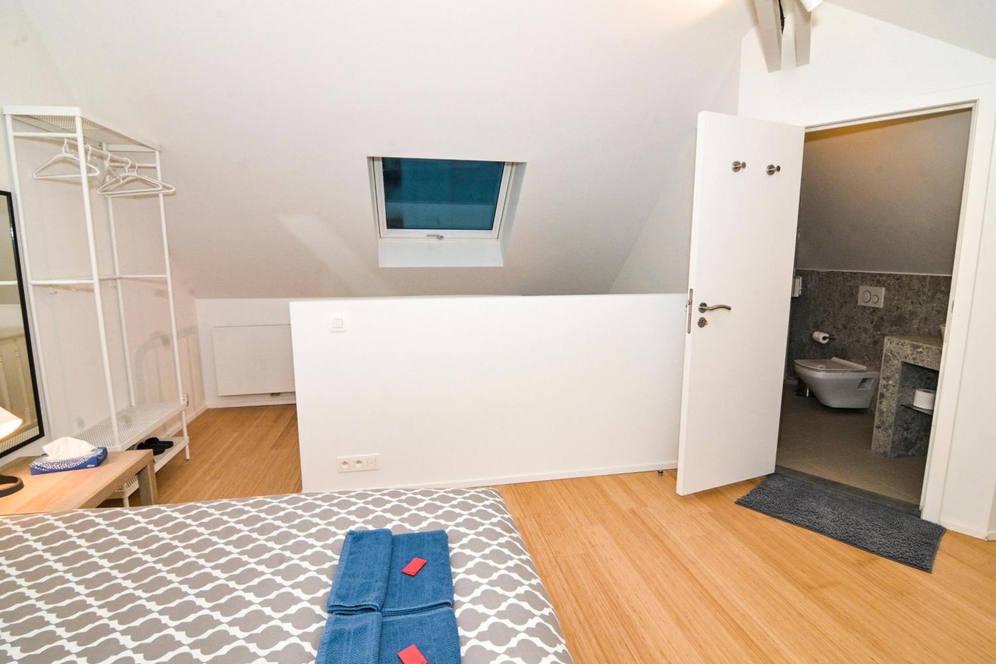 Family Duplex Getaway - Perfectly Positioned For City Adventures Bruksela Zewnętrze zdjęcie