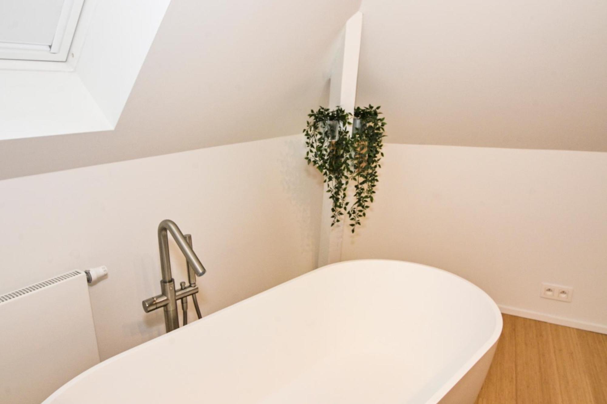 Family Duplex Getaway - Perfectly Positioned For City Adventures Bruksela Zewnętrze zdjęcie