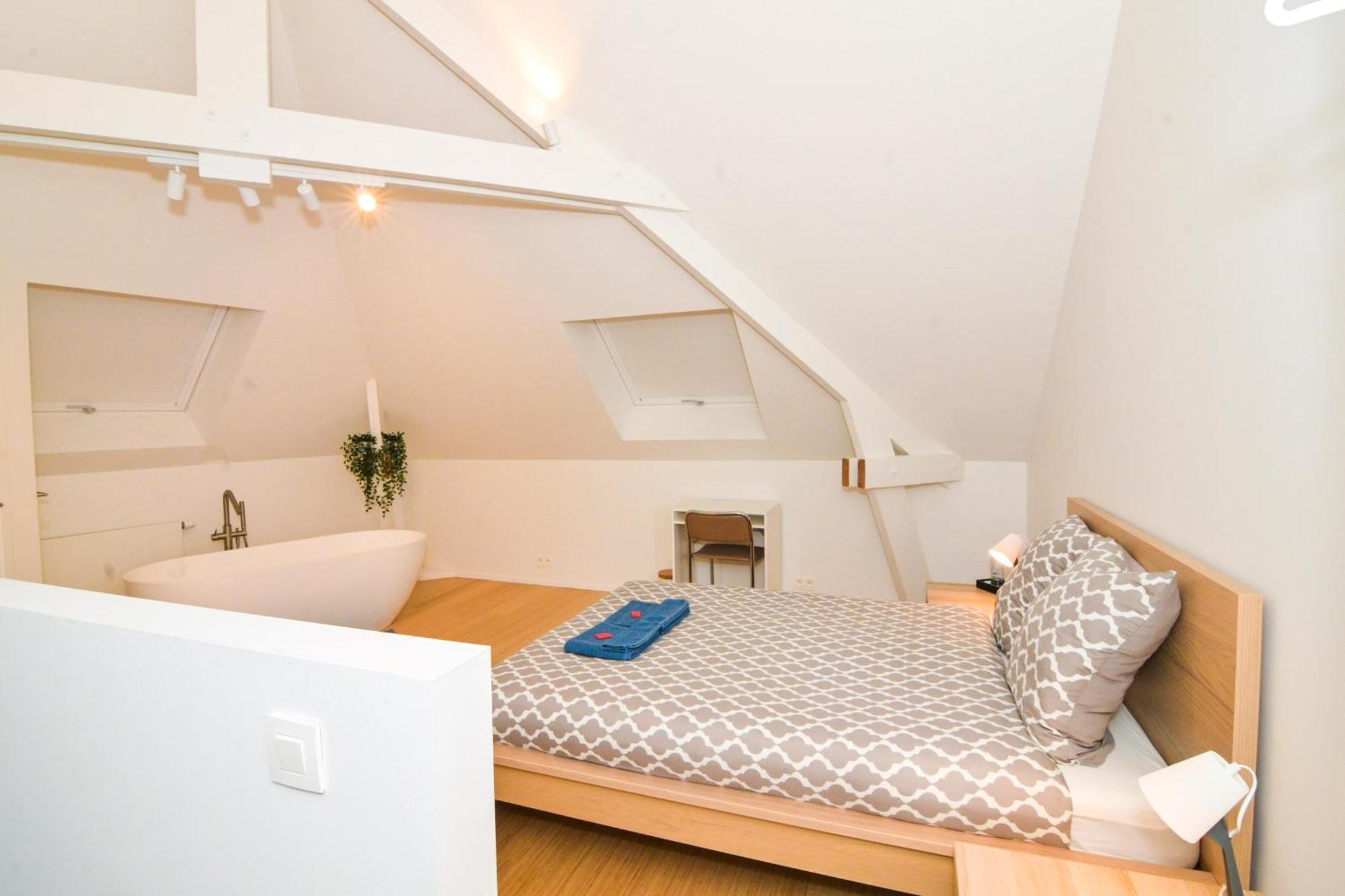 Family Duplex Getaway - Perfectly Positioned For City Adventures Bruksela Zewnętrze zdjęcie
